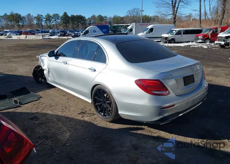 2019 Mercedes-Benz E 300 z USA, uszkodzony, nr VIN WDDZF4JB9KA502148